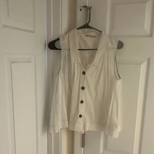 Holding horses size 4